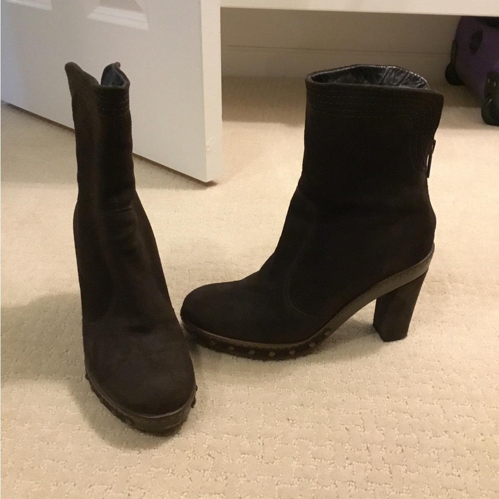 Chocolate brown suede, Aquatalia weatherproof boots. 7.5 Barely worn